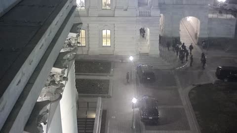 0951USCSRFEastRoof_2021-01-06_20h20min01s197ms.mp4