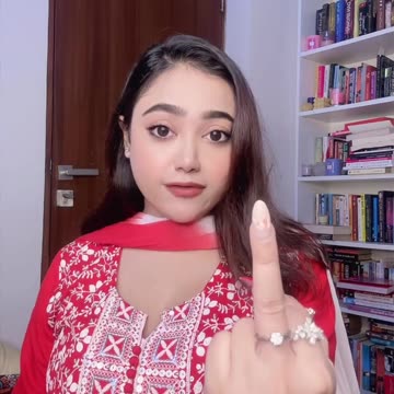 Tag Someone You're Fu¢king In Love With ❤️