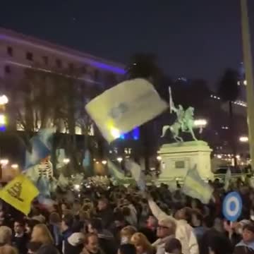 Argentinians hit the presidential palace in Buenos Aires in protest against inflation