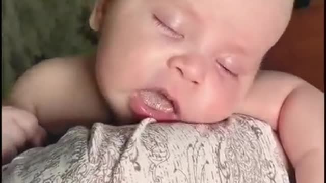 Cute chubby baby - Funny vide