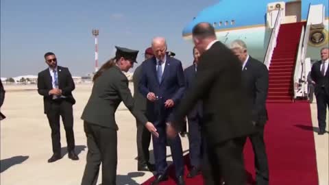 Biden arrives in Israel: "What am I doing now"