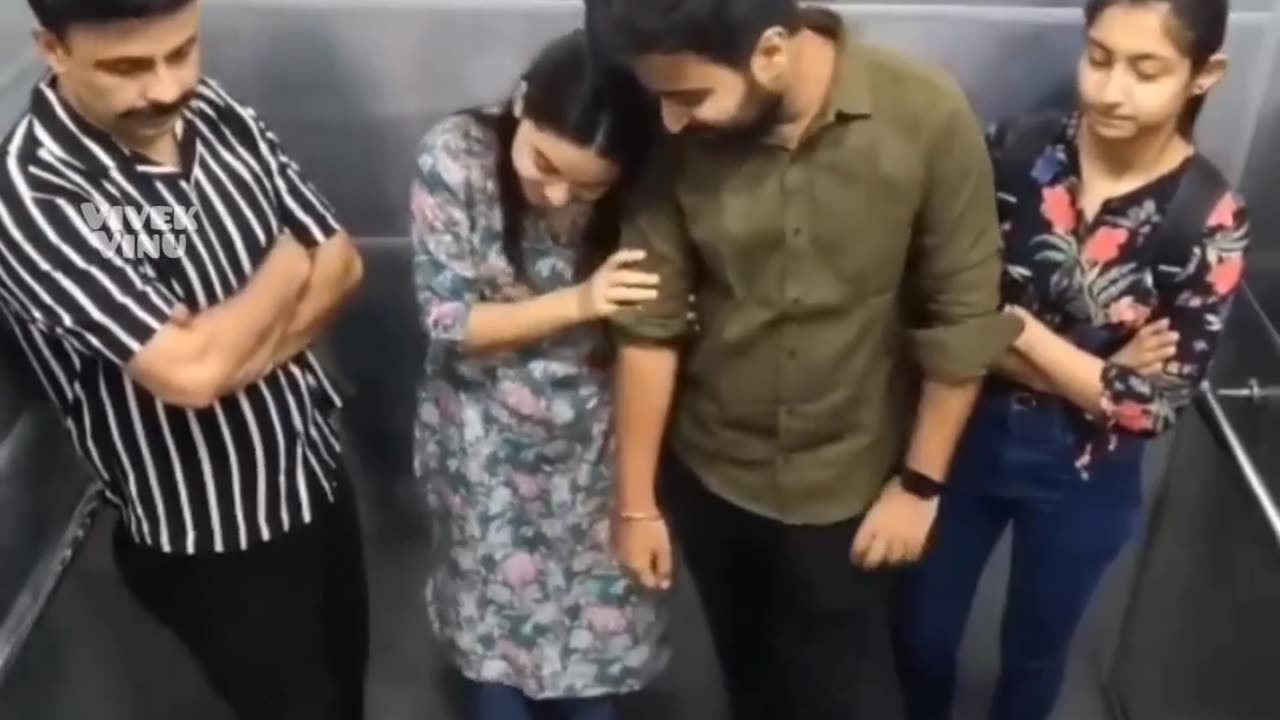 Hilarious prank in lift