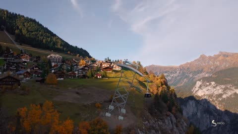 Experience the breathtaking beauty of Lauterbrunnen, Switzerland 🌿🏔️✨