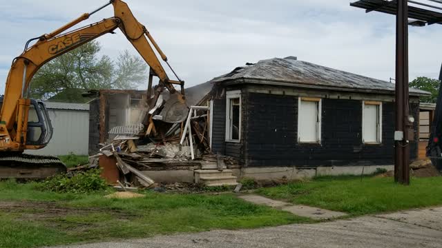 House being raised in La Crosse, WI