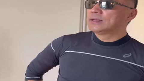 20221013文贵先生GETTR¹： #国内拉横幅：没用，中国人被奴役那么长时间，是有道理的。2012年十八大，香港反习反王岐山拉横幅，结果两个人上去更厉害！但人民的不满愤怒