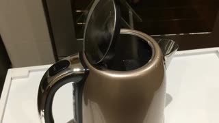 Kambrook 1 7L Electric Kettle