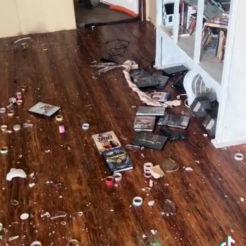 Woman's Sister Completely Destroys Her Rental Apartment After Footing Her Sister's Bills For A Year