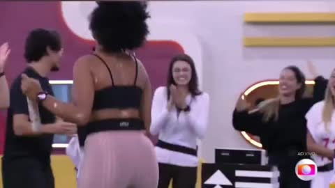 A alegria de Natália com a Imunidade no BBB22