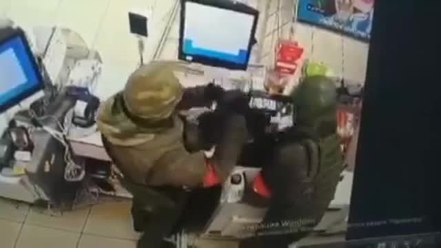 Orcs forgot to feed, spread the store in Trostyanets
