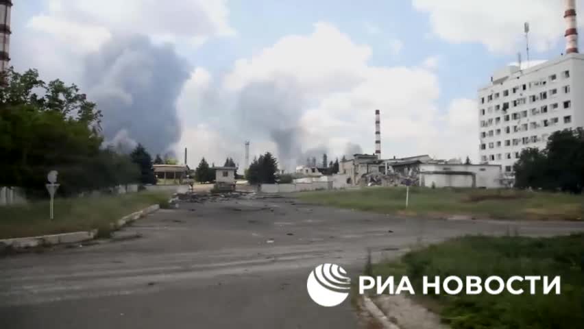 Ukraine War - Oleksandr Kharchenko on the territory of the Lisichansk Oil Refinery