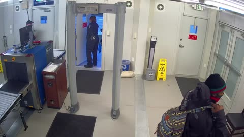 0972USCG00SouthTrailer_2021-01-06_07h20min01s517ms.mp4