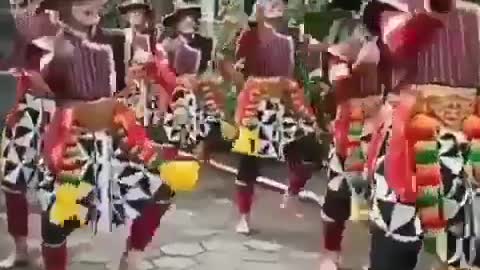 The Unique Javanese Traditional Dance