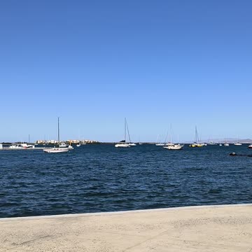 Cold winter in La Paz, B.C. Sur