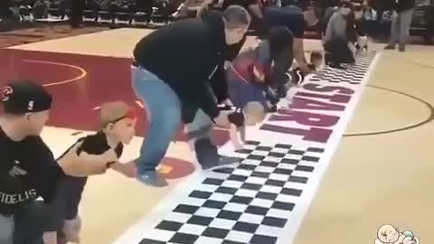 Funny baby race