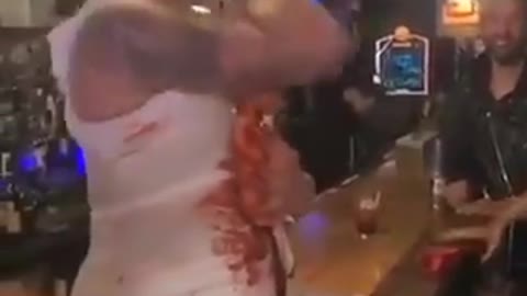 Η ΑΝΩΜΑΛΙΑ ΤΗΣ ΝΕΑΣ ΤΑΞΗΣ ΠΡΑΓΜΑΤΩΝ....ΑΚΟΜΑ ΚΑΙ ΣΕ ΚΟΙΝΗ ΘΕΑ !!