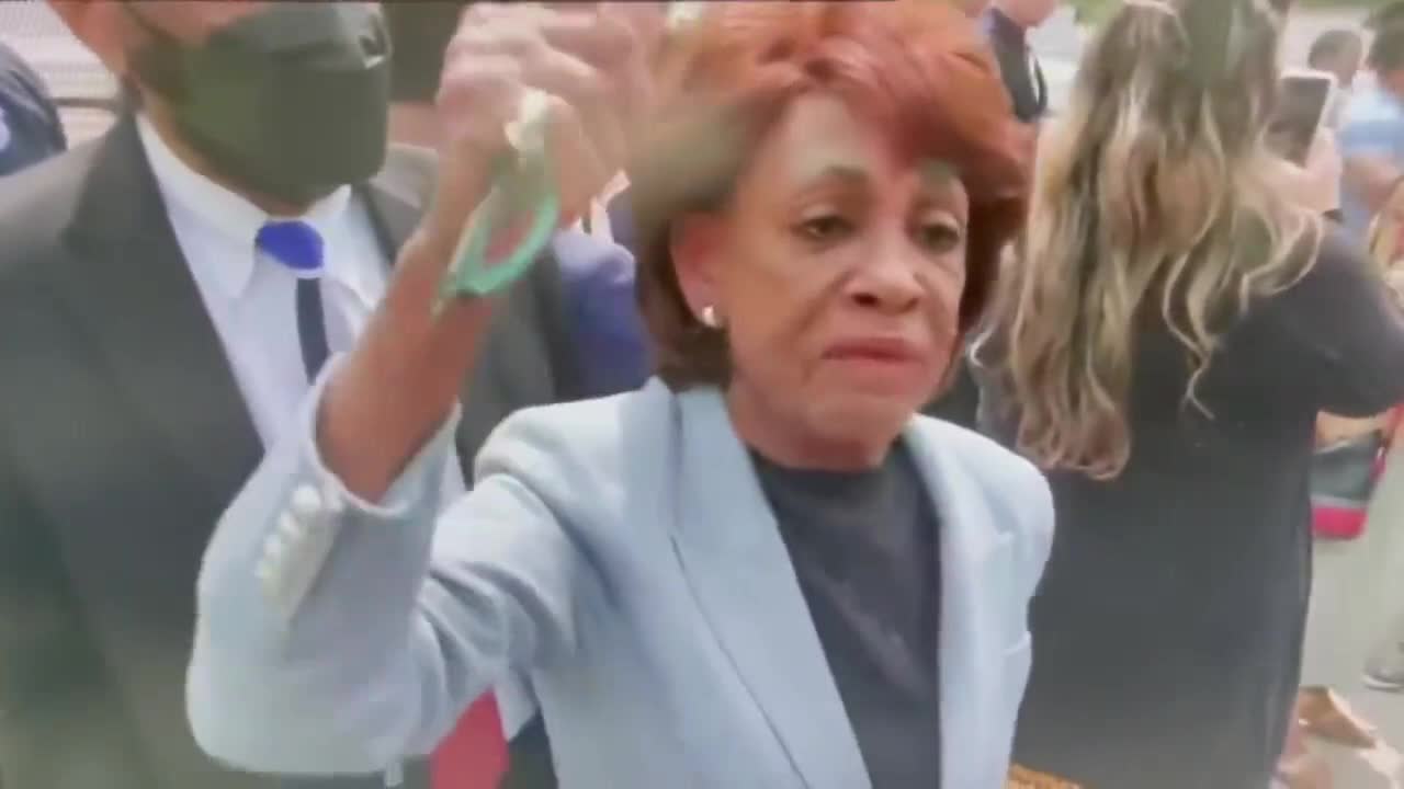 Pelosi, AOC & Maxine Lose It Over Roe V Wade - Inciting Insurrections With Extreme Gaslighting