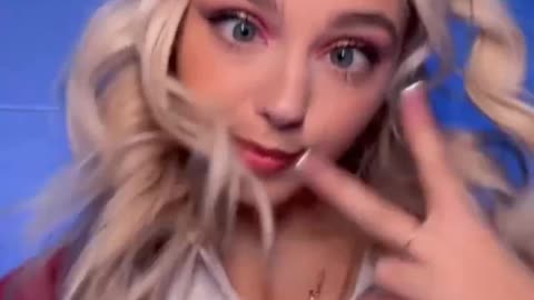 Hot 🔥 girl