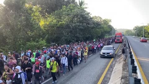 Largest most organized Caravan heading to America from South Mexico