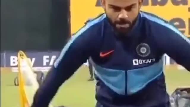 Virat Kohli 😂😂😂 ! | guess who is he mimicking ? | Cricket funny video | watch till end