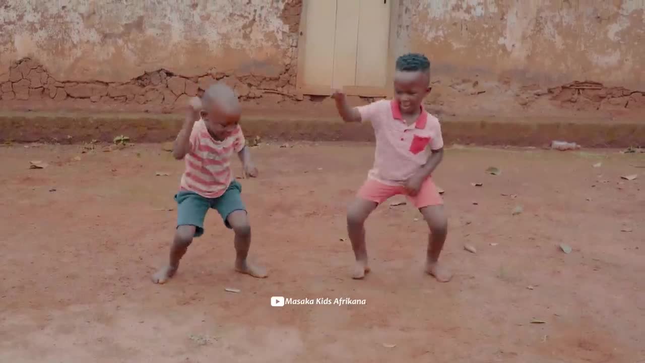 Master KG's Masaka Kids Africana Dancing Jerusalema [Feat. Nomcebo]
