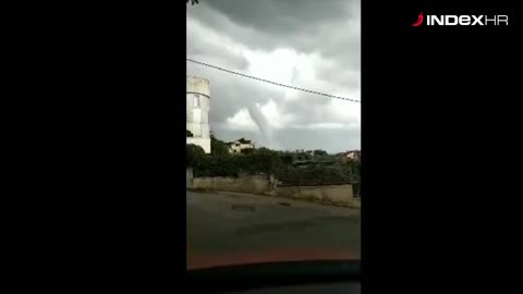 Pijavica kod Podstrane