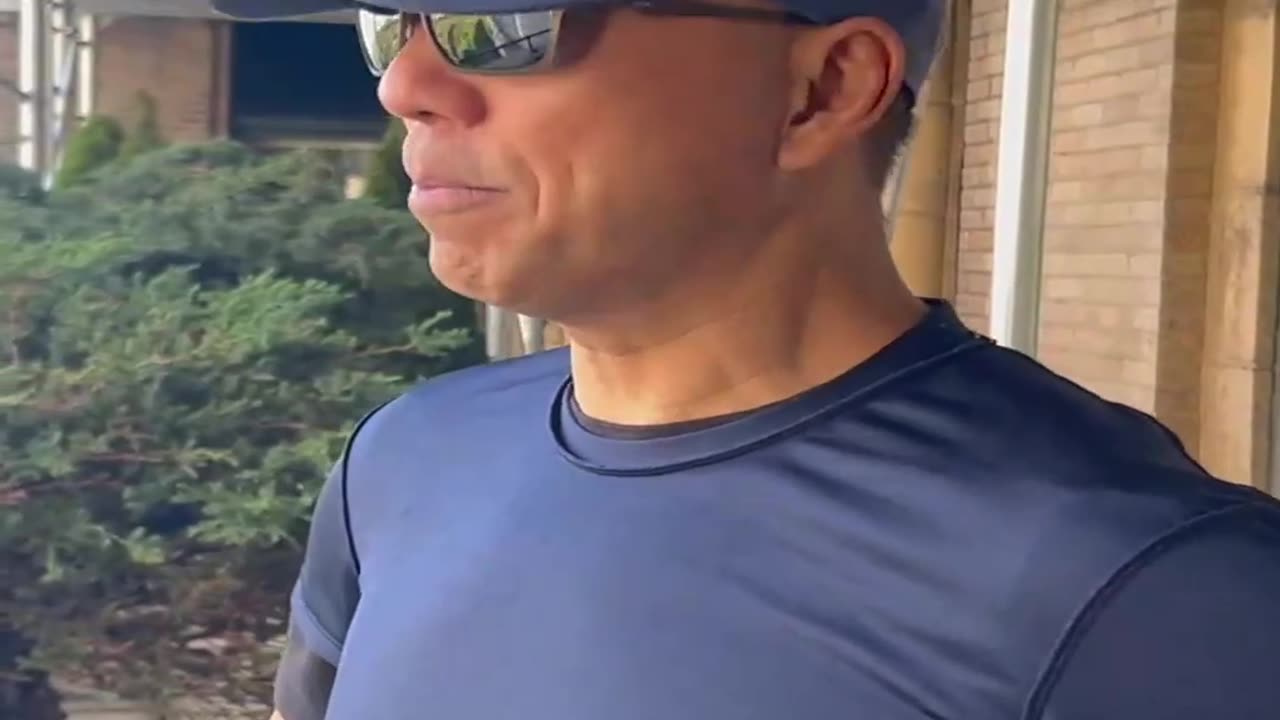 20221014文贵先生GETTR¹： #无苗族：非洲族、亚裔、白裔、印度裔都不重要了，叫无苗裔！境外没打疫苗的战友大概800万，最真诚的战友大概在70万到100万之间！