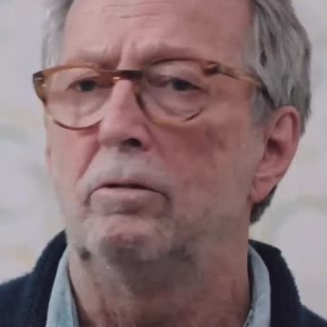 Eric Clapton, chitarrista e cantautore britannico, dopo il vaccino....