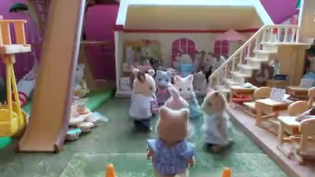 Sylvanian Families_Calico Critters - Back to School