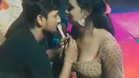 Bhojpuri dance video