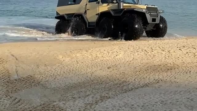 This 8x8 monster truck drives on water! 🤯🔥