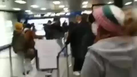 oh che bello, c'è anche il tampone fast-espresso alla modica cifra di soli 190 euro!