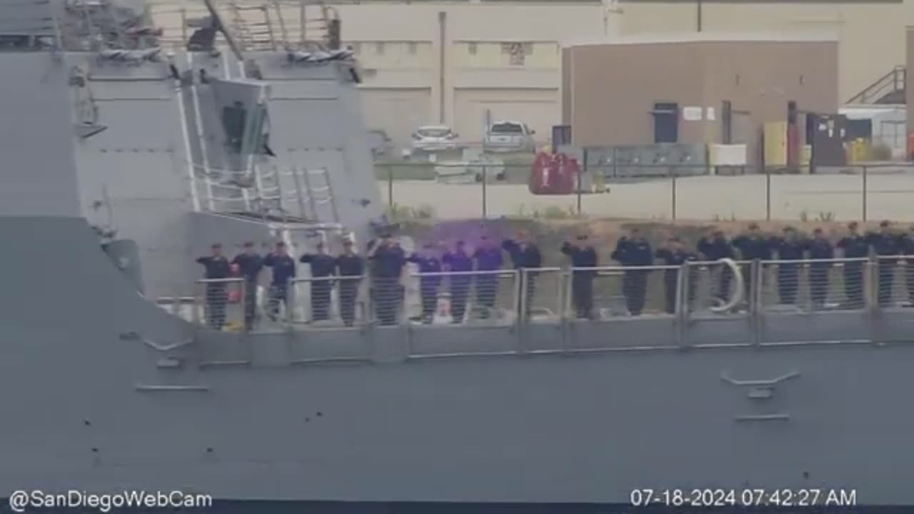 USS Pinckney (DDG 91) and USS Augusta (LCS 34)