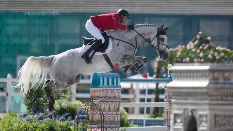 AP PHOTOS: Paris Olympics Day 11