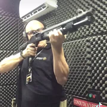 Espingarda cal 12 Military Full