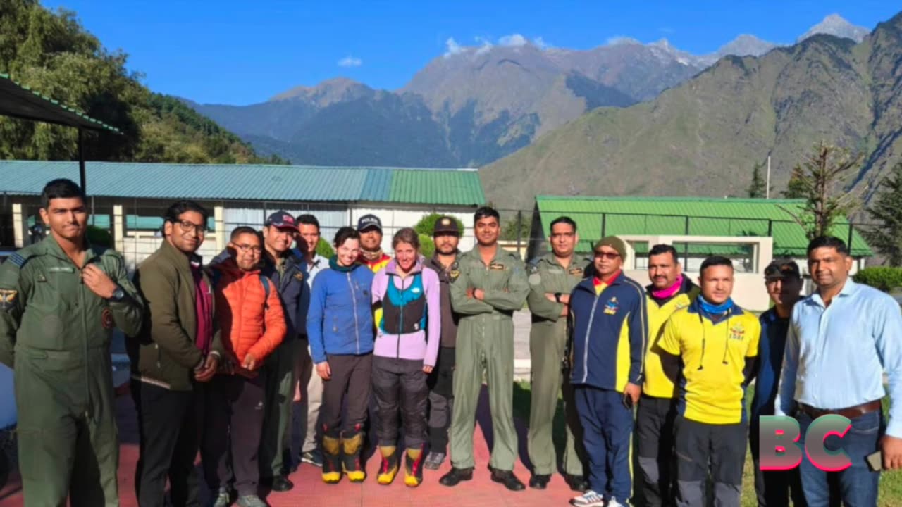 Climbers rescued after three days on mountain