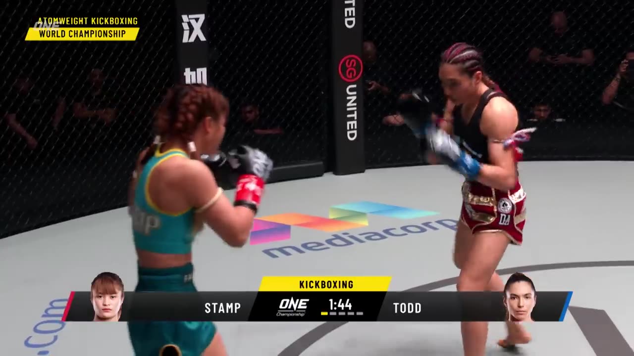 She Dethroned Stamp Fairtex 🤯🔥 Crazy Kickboxing Showdown