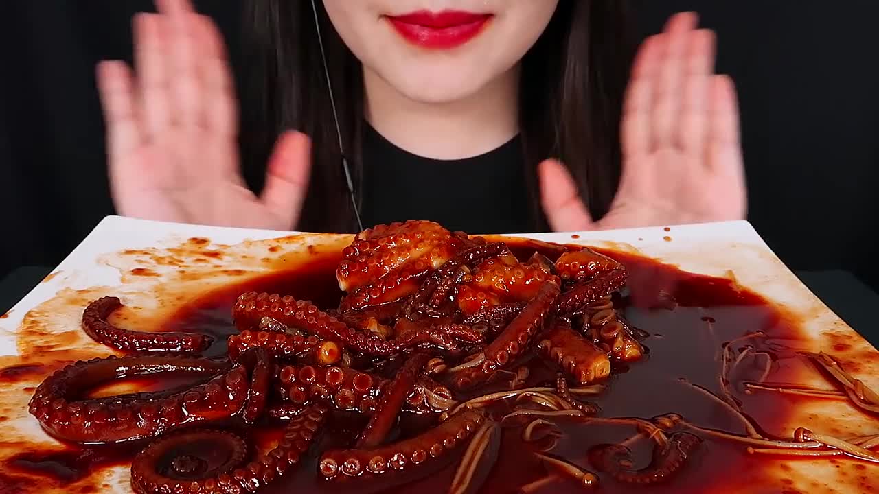 ASMR SPICY BLACK BEAN ENOKI MUSHROOMS OCTOPUS 짜장불닭 팽이버섯, 낙지 먹방 咀嚼音えのき MUKBANG ZOEY ASMR