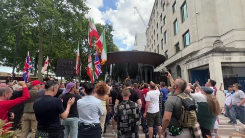 Crowd of patriots echo Donald Trump and chant “Fight. Fight. Fight outside scotland yard