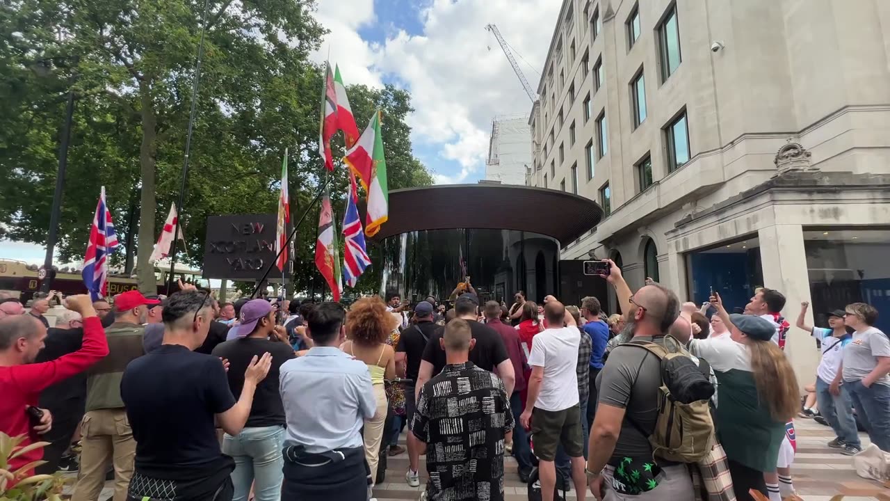 Crowd of patriots echo Donald Trump and chant “Fight. Fight. Fight outside scotland yard