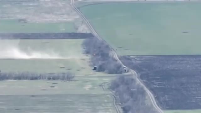 Accurate Artillery Sends Russians Into Retreat