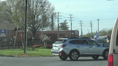 Spotting A CSX Train, Crazy Drivers And A Mill That Is Finally For Sale 4-4-22