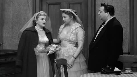 Honeymooners E22 (Here comes the Bride)