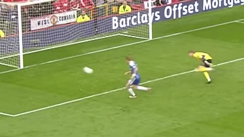 10 horrible misses in the premier league