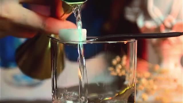 Picasso Van Gogh's favorite wormwood teaches you a simple way to drink at home