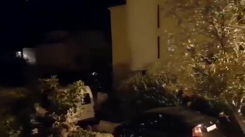 Muškarac u Splitu policiji javio da će se raznijeti