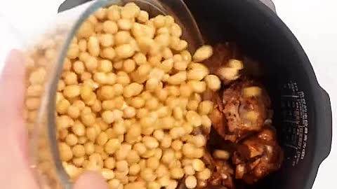 soybean stewed with pig's trotters