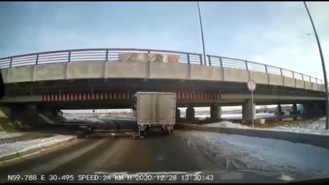 See how the height of truck almost killed him truck crash