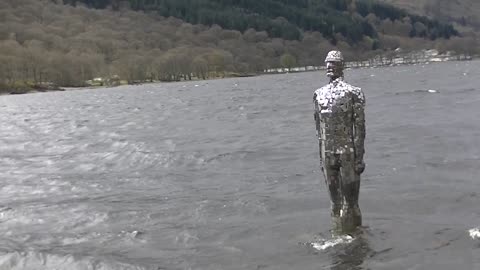 Mirror man Loch Earn 2017