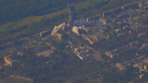 🇷🇺✈️ FAB-3000 on Ukrainian positions holding the line in Chasov Yar.