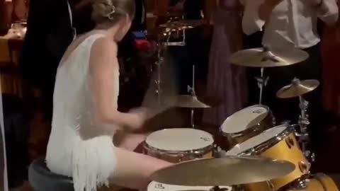 Bride rocks "My Own Worst Enemy" by Lit on her own wedding.